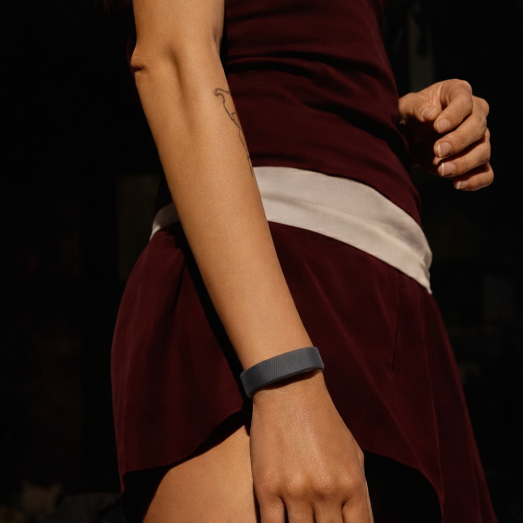 Nomoro™ Smart Wake Band